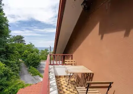 Apartvilla Апартаменты Триест